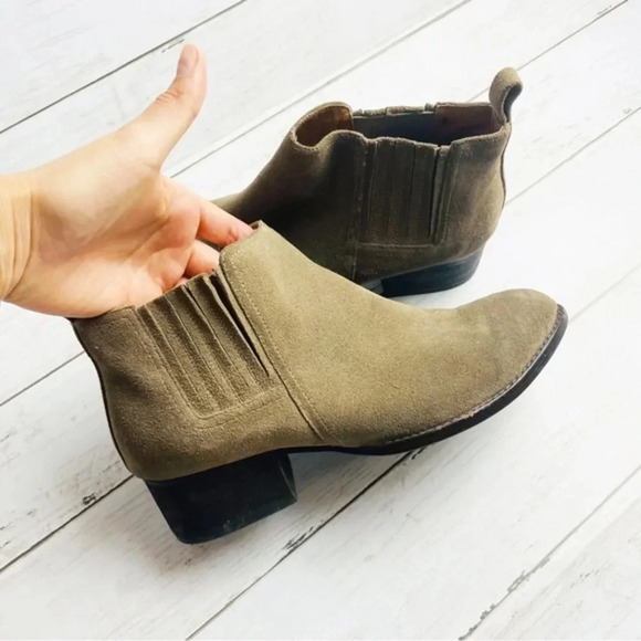 Jeffrey‎ Campbell Ibiza Taupe Suede Metcalf Booties 6.5 - Picture 2 of 7